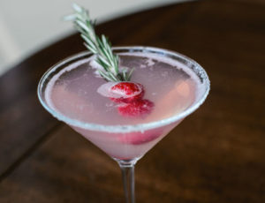 Christmas Cocktails to Impress Your Guests